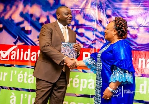 PTN : Augustin Kibassa Maliba reçoit le Rapport National sur l'état de préparation de la RDC à l'intelligence artificielle